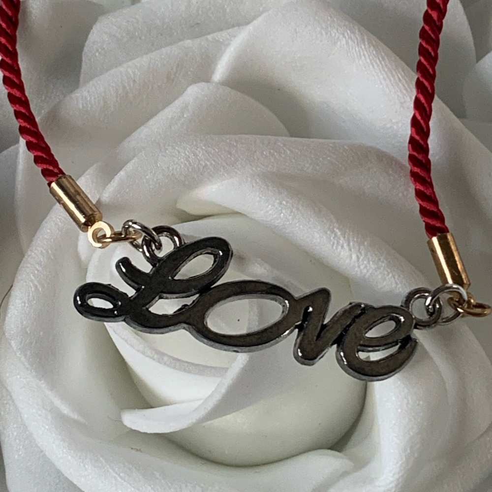 Bracelets - Picture 2 of 16